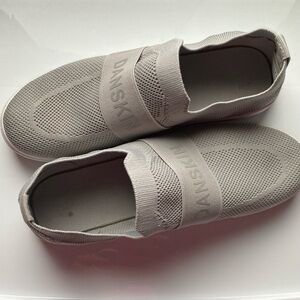 Danskin Dove Soft Gray Knit Slip On Sneakers Size 10